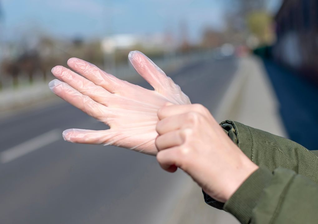 プラスチック手袋